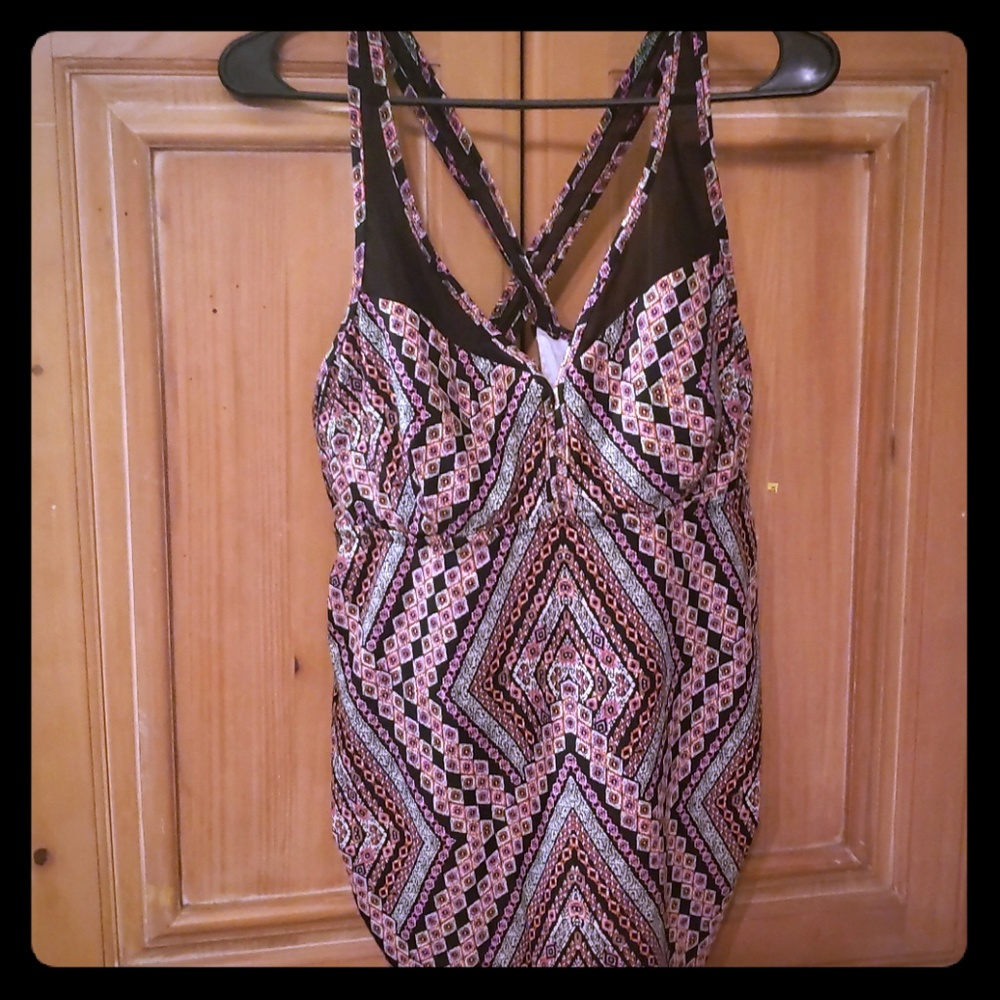Maternity bathing suit top